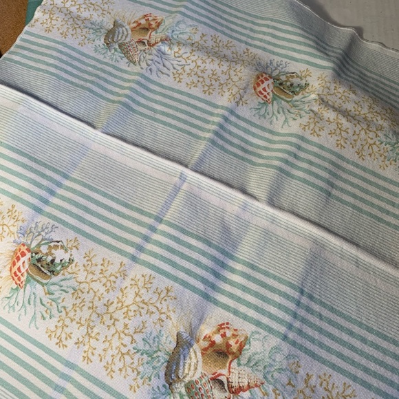 Seashell Beach Theme Napkins Set of 4 (N#) - Picture 4 of 6